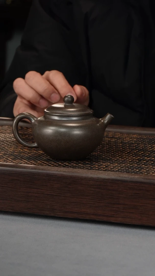 【闪购商品】圆珠壶 柴烧（542号）