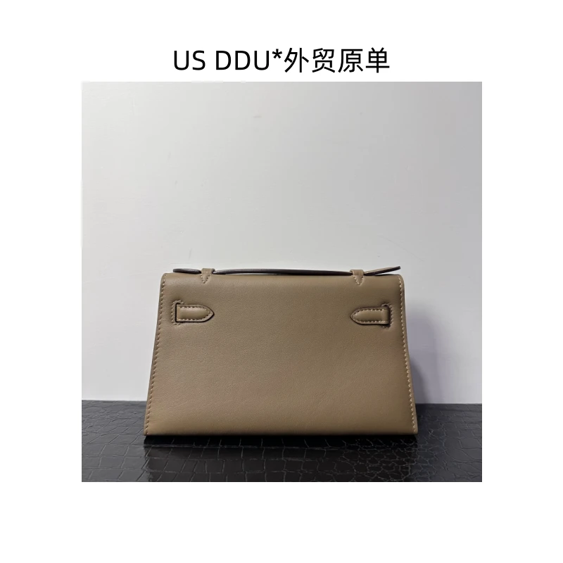 A182奶茶色银扣凯莉一代外缝swift皮斜挎包H1293/D014