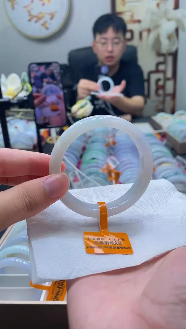 未镶嵌手镯翡翠024-58