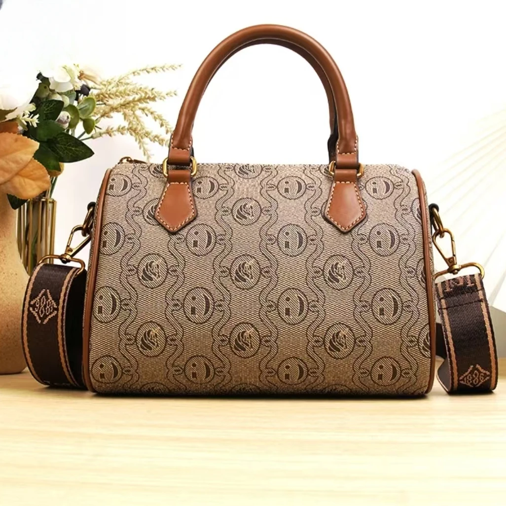 2025年新款百搭休闲单肩包女款包包斜挎包潮流复古女士时尚轻奢