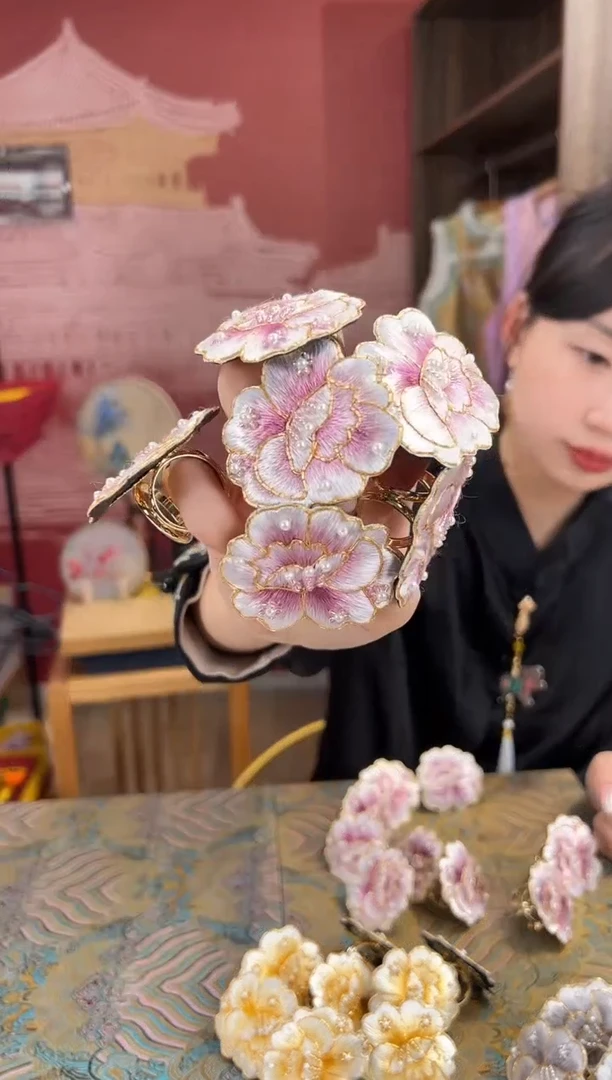 【闪购商品】刺绣苏绣手工刺绣丝巾扣