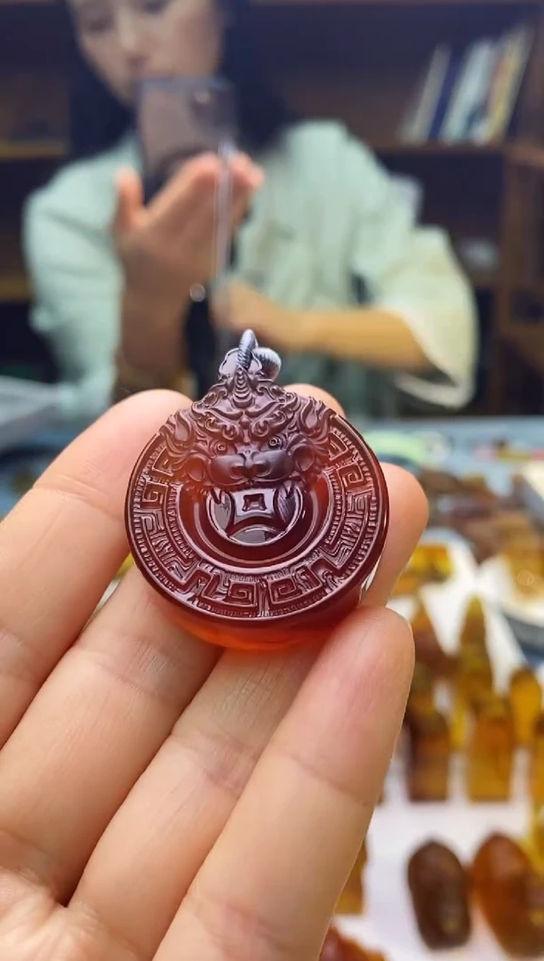 琥珀颈饰未镶嵌SN78-71（吞金兽）