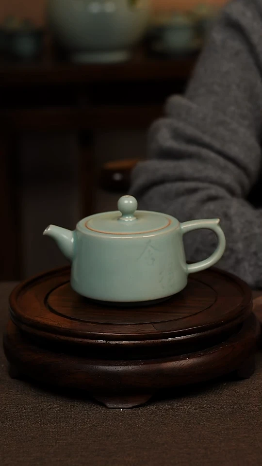 瓷片仿古天青全手工舍得壶200ml 微瑕 不带礼盒