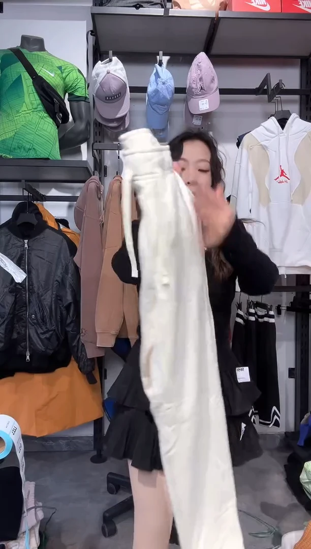 1371 编码 瑕疵款直播间过款为准 尺码S