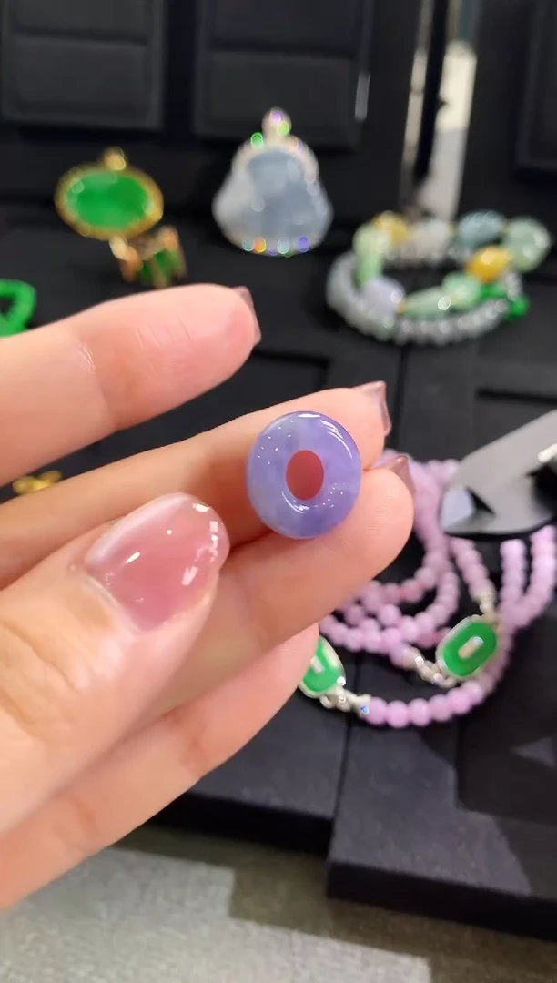 【闪购商品】翡翠颈饰未镶嵌吊坠