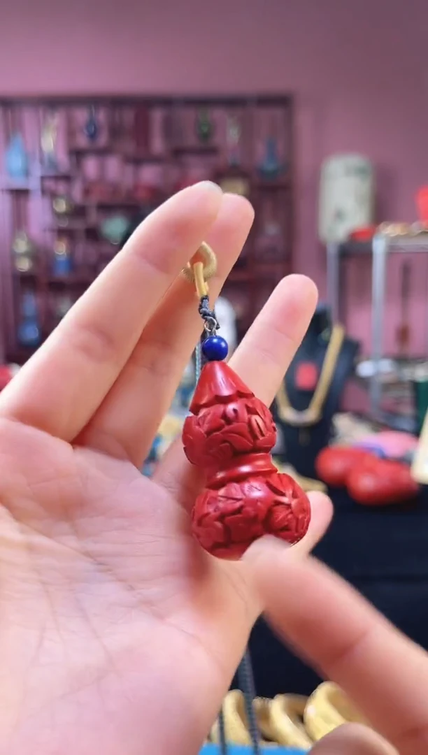 非遗技艺 大漆葫芦型吊坠