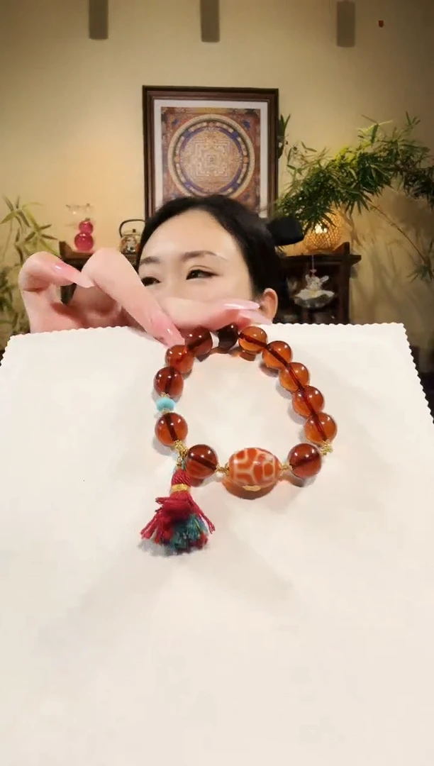手链血珀未镶嵌手链