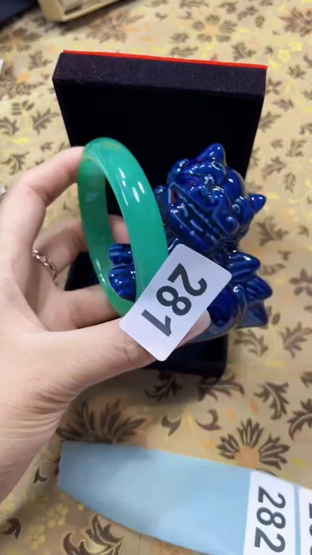 瓷片陶茶666文玩周边多人