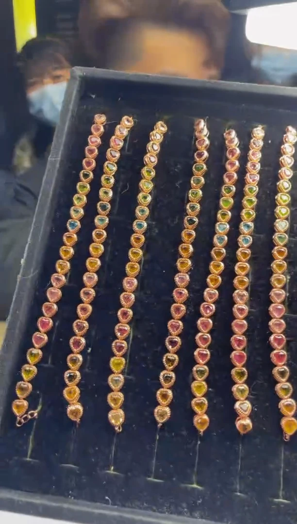 天然碧玺手链 多样性发货发一件   2194