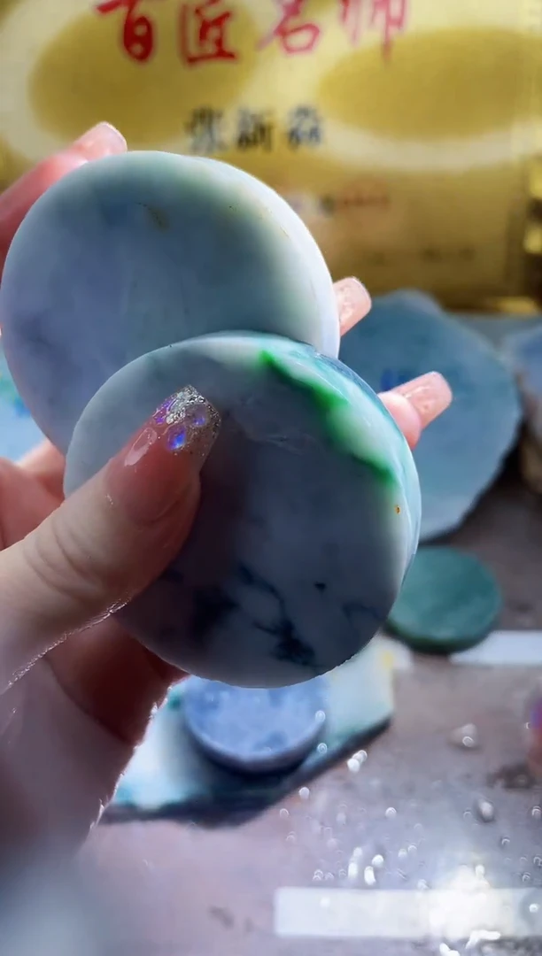 翡翠挂件未镶嵌小梦2多样性发其一