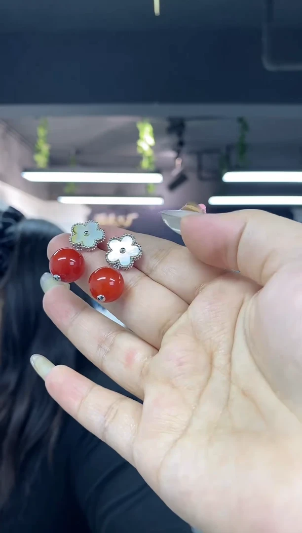 银S925镶嵌南红玛瑙耳饰多样性发其一颜色微差