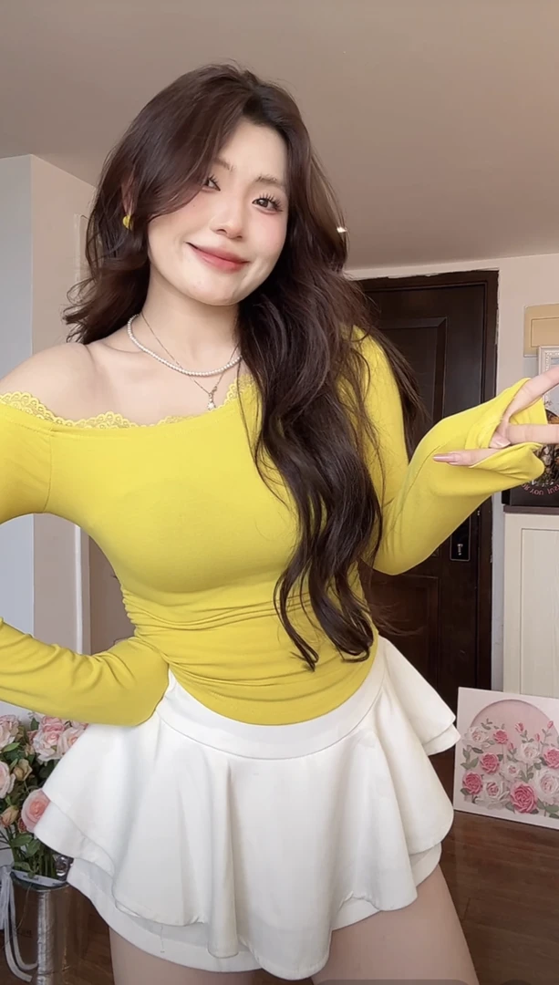 黑色蕾丝花边长袖t恤女2025新款修身斜肩上衣早春季短款打底小衫