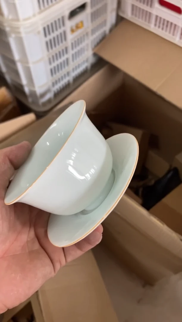 杯无运费险有瑕疵的摄影的产品有使用过的痕迹有点脏介意勿拍