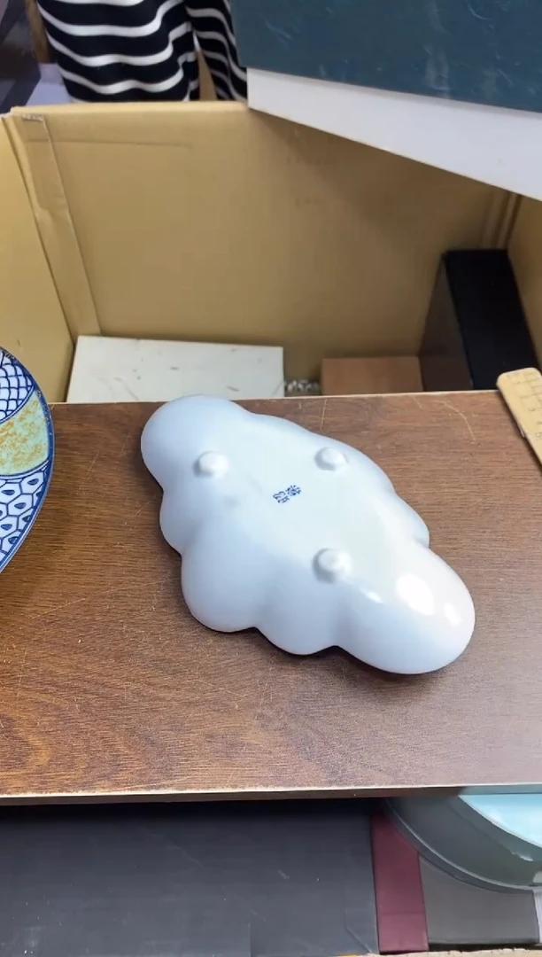 【闪购商品】瓷片隆莲瓷器欢迎大家