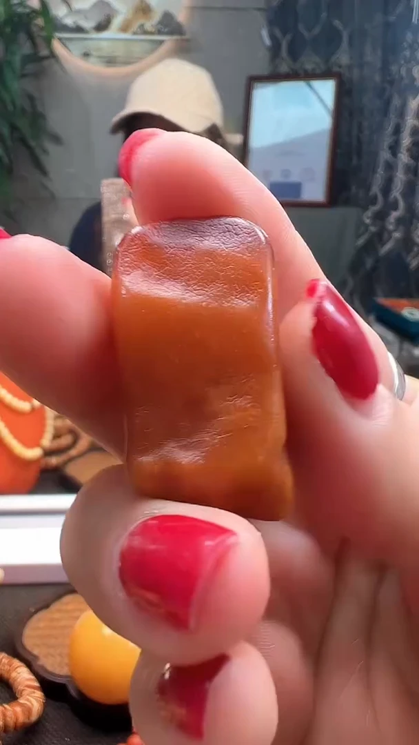 蜜蜡颈饰未镶嵌蜜蜡全皮吊坠