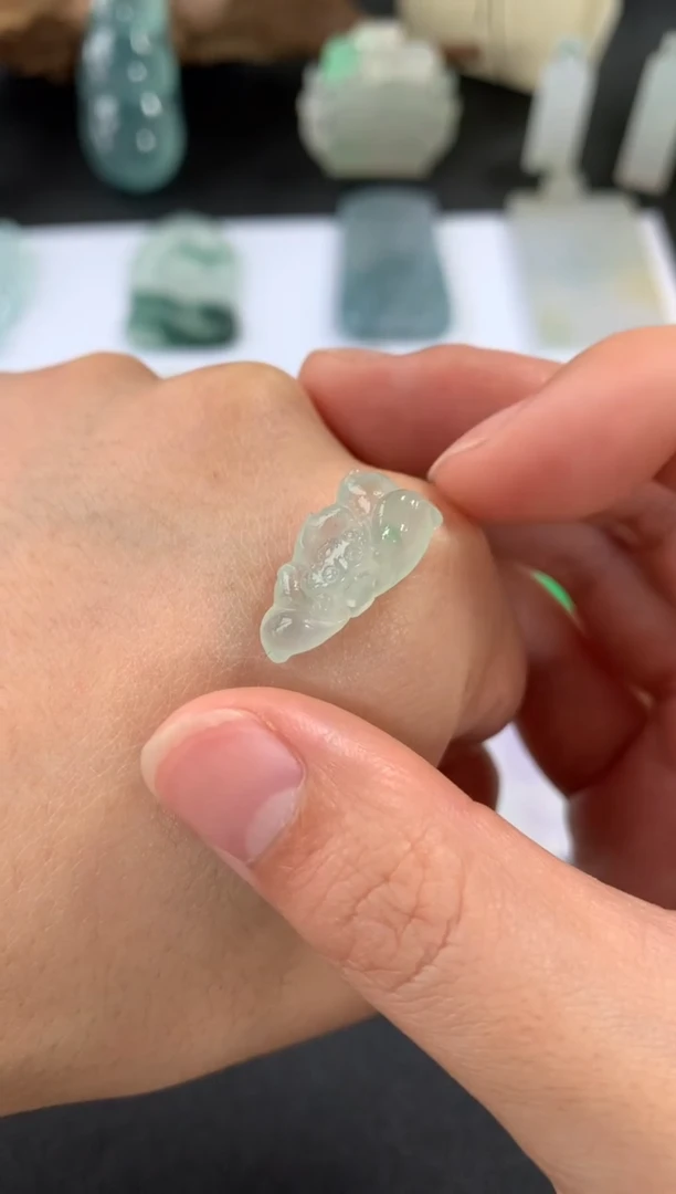 【闪购商品】定制翡翠未镶嵌翡翠