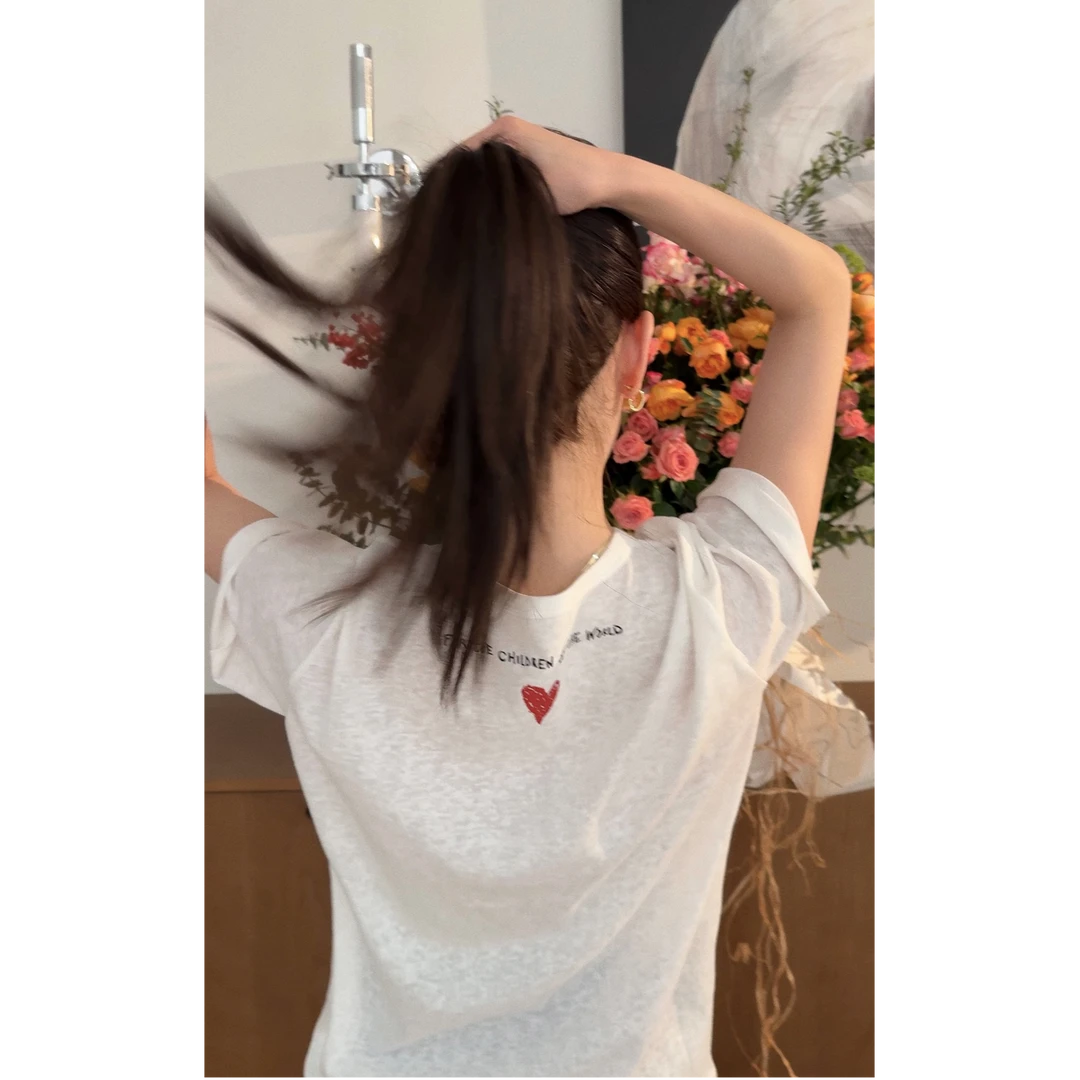 【后背字母爱心T恤】超显瘦的后背爱心字母T恤 J25DX135