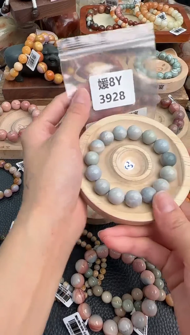石英质玉手链未镶嵌8Y3928