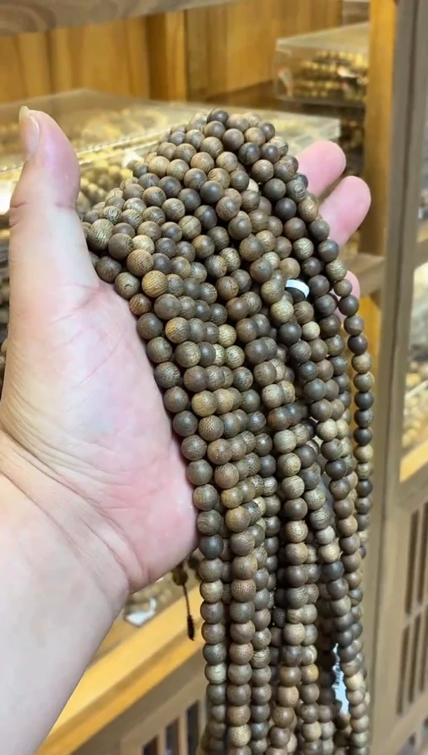 沉香手串 文莱圆珠长串0.8+多样性发其一