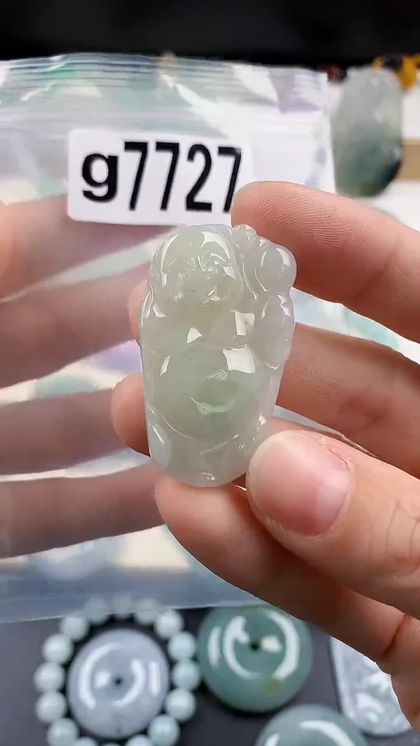 颈饰未镶嵌翡翠天然翡翠吊坠挂件