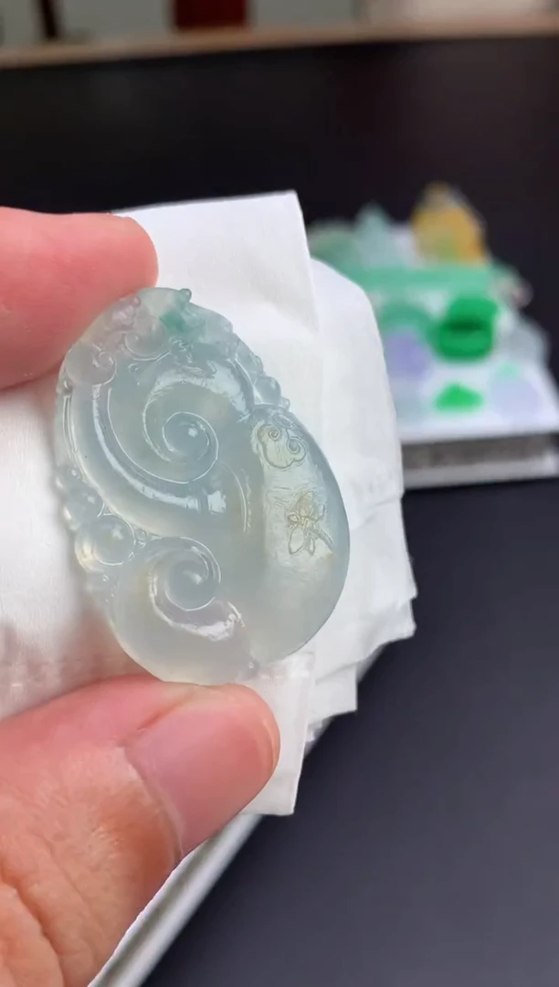 未镶嵌定制翡翠大*翡翠