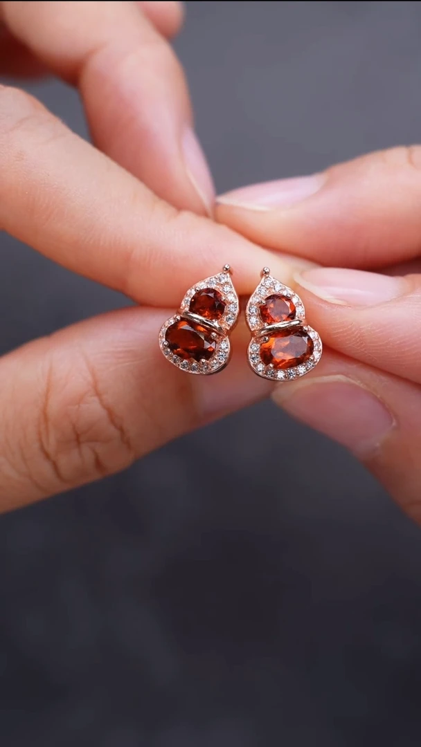 水晶耳饰银S925镶嵌耳饰