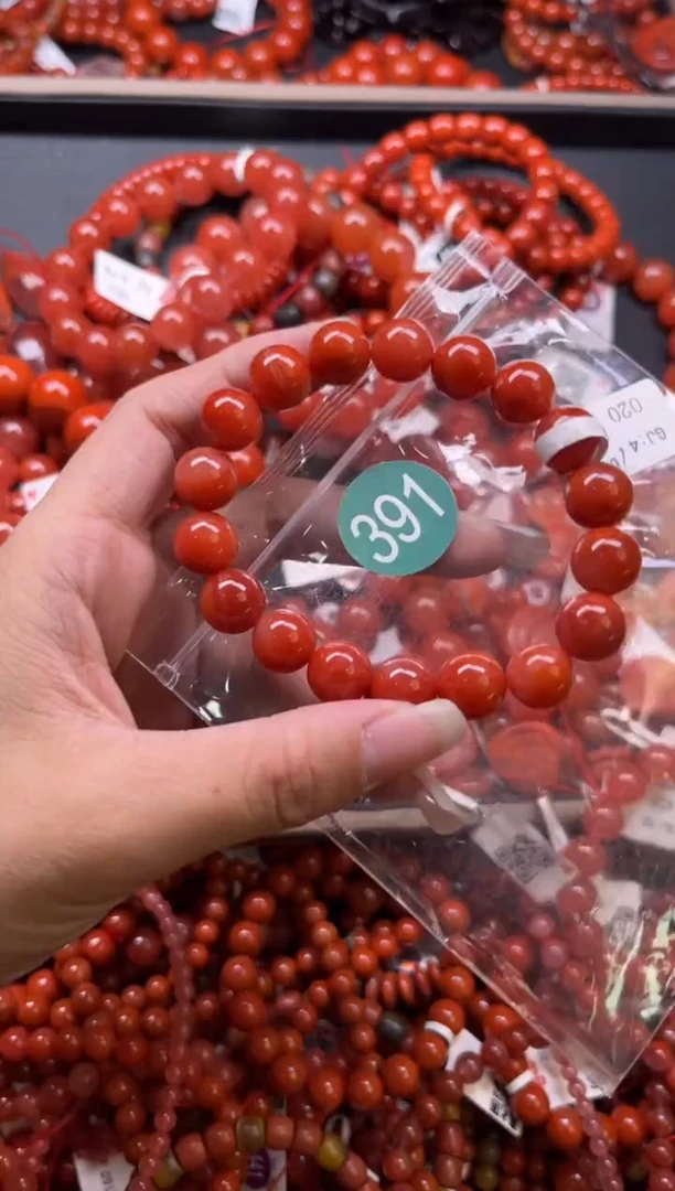 南红玛瑙未镶嵌珠宝奇石391-11