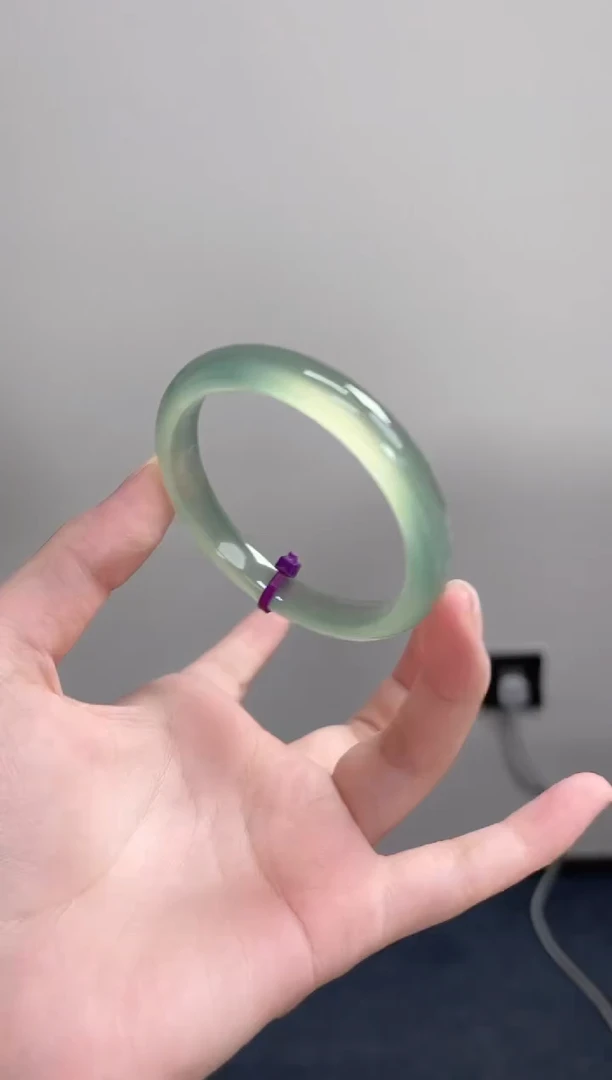 手镯玛瑙/玉髓未镶嵌54圈