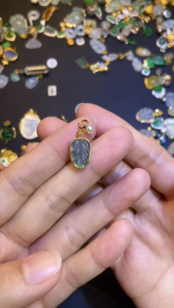 翡翠银S925镶嵌吊坠(不含链)1