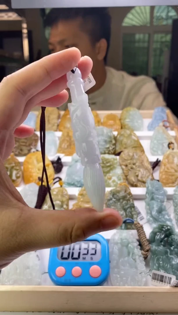 翡翠未镶嵌吊坠(不含链)天然翡翠