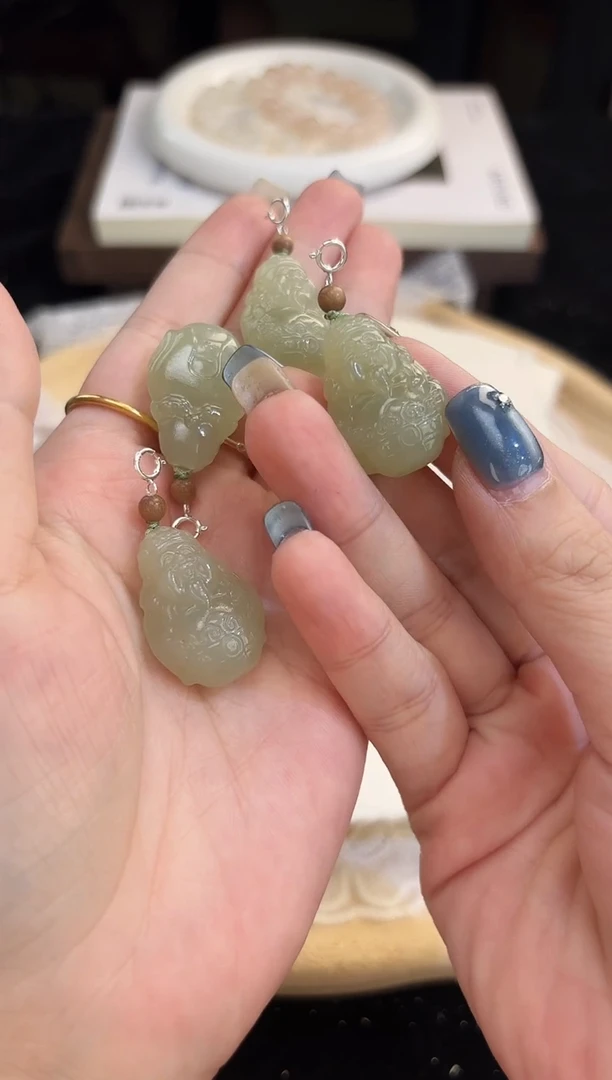 颈饰银S925镶嵌和田玉98孤品（no退no换）发货一个
