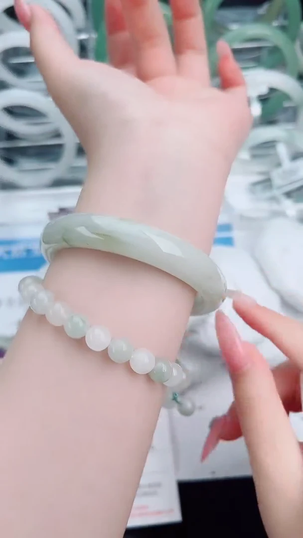 未镶嵌手镯石英质玉87-59/60