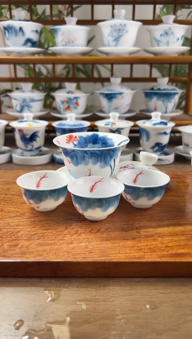 微瑕线条莲150ml內绘盖碗+小和顺杯3个