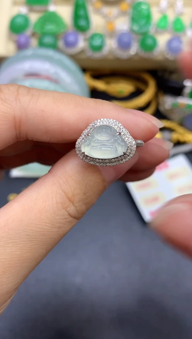 18K金镶嵌戒指翡翠168-中国好珍宝