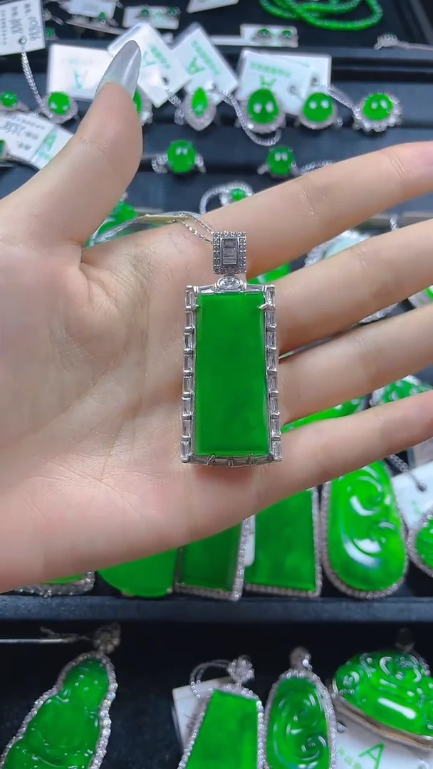 翡翠银S925镶嵌颈饰11111111