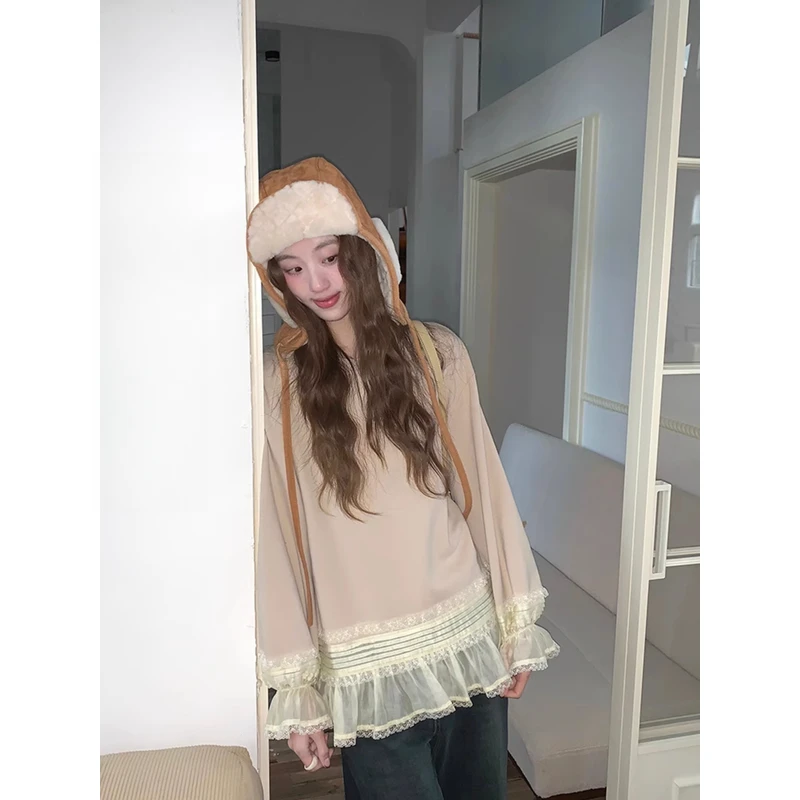 soolrok 松未韵一 别致蕾丝拼接喇叭袖打底衫女圆领抓绒百搭上衣