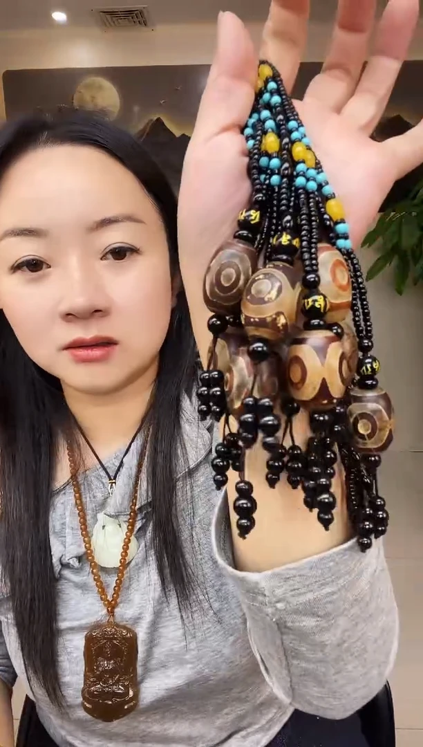吊坠多样性随机发一