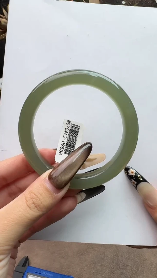 未镶嵌手镯和田玉58