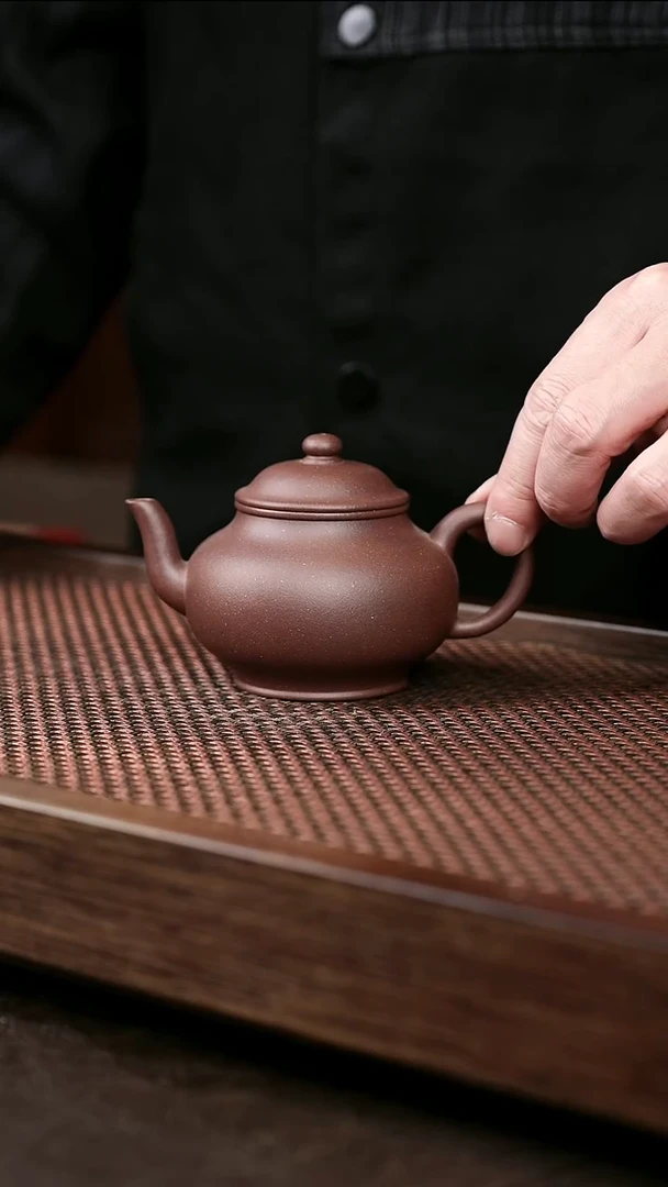 茶壶紫砂底槽清凝香宫灯 紫