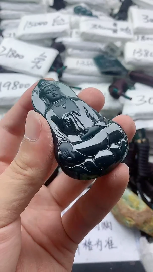 翡翠未镶嵌颈饰555555555555