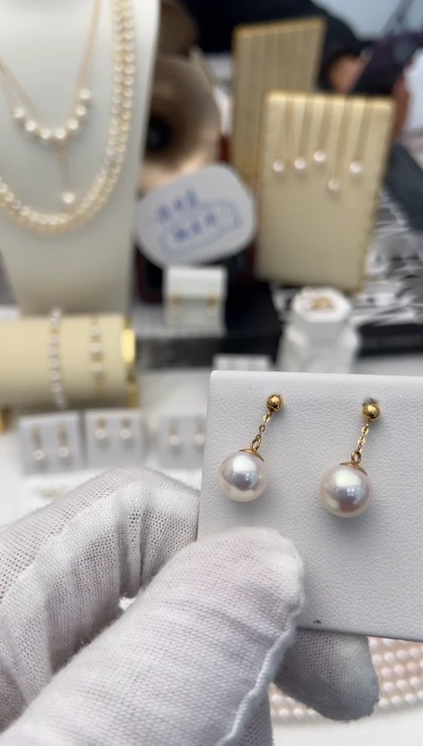 18K金镶嵌耳饰海水珍珠小风吹