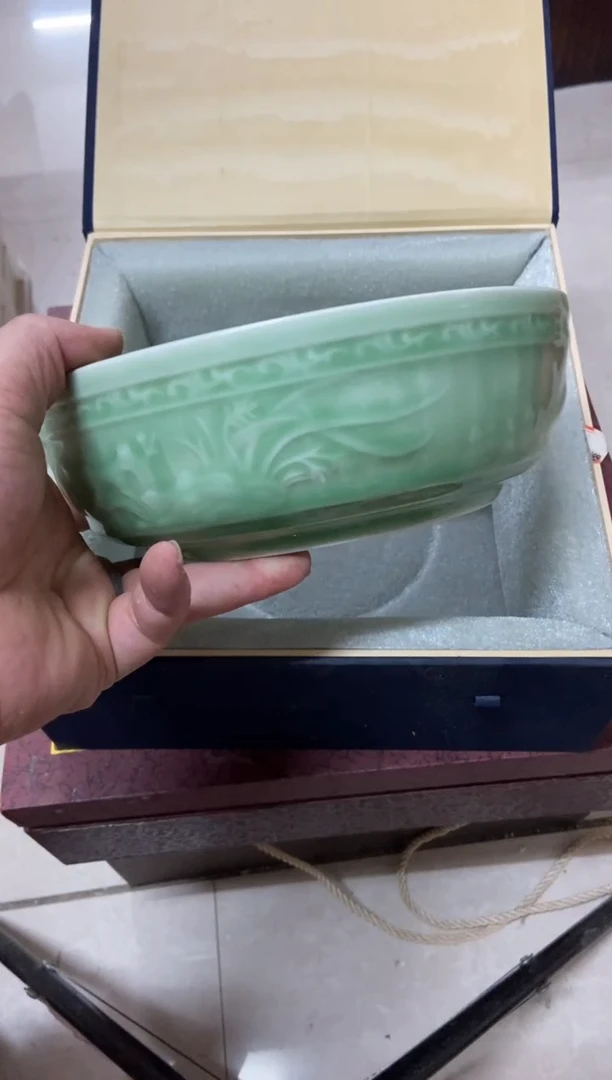 无运费险不带礼盒略有瑕疵介意勿拍