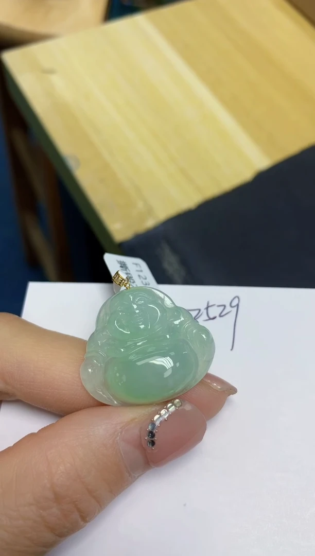 【闪购商品】翡翠挂件18K金镶嵌 天然翡翠A货