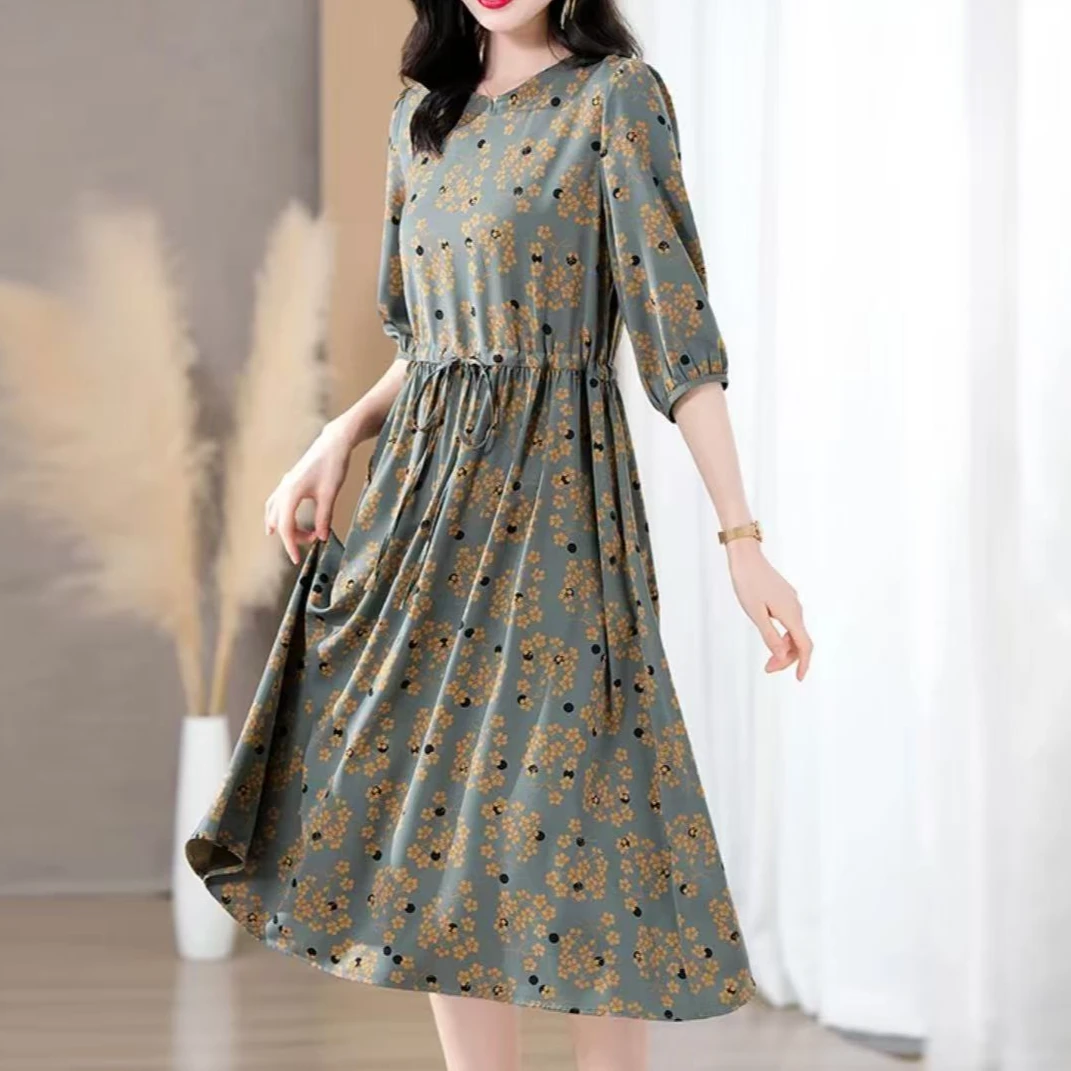 17黄梅花夏季新款洋气显瘦气质时尚百搭女装连衣裙轻奢