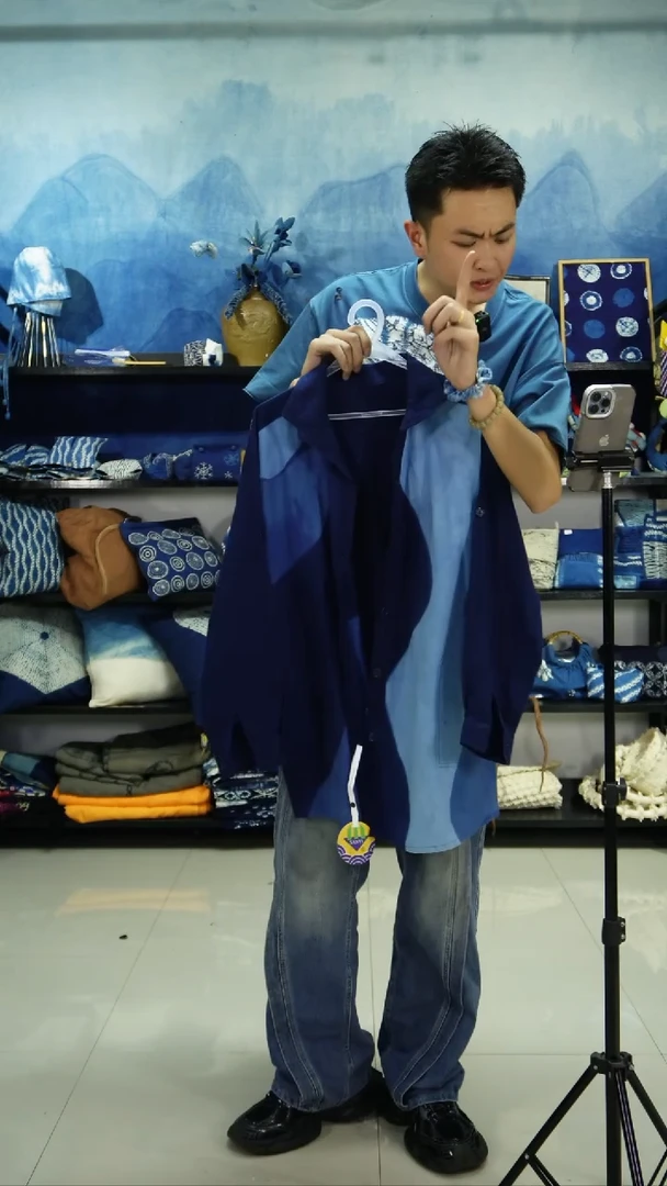 织绣手工植物染衬衫