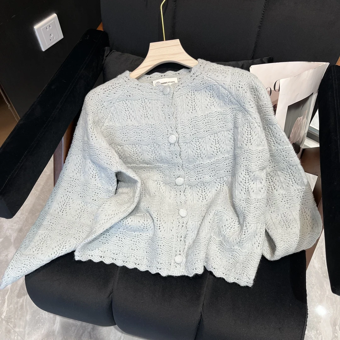 2025早春新款镂空花边简约纯色新潮百搭糖果色休闲开衫毛衣上衣女