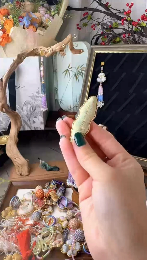 锌合金布艺Y****5郁金香素的