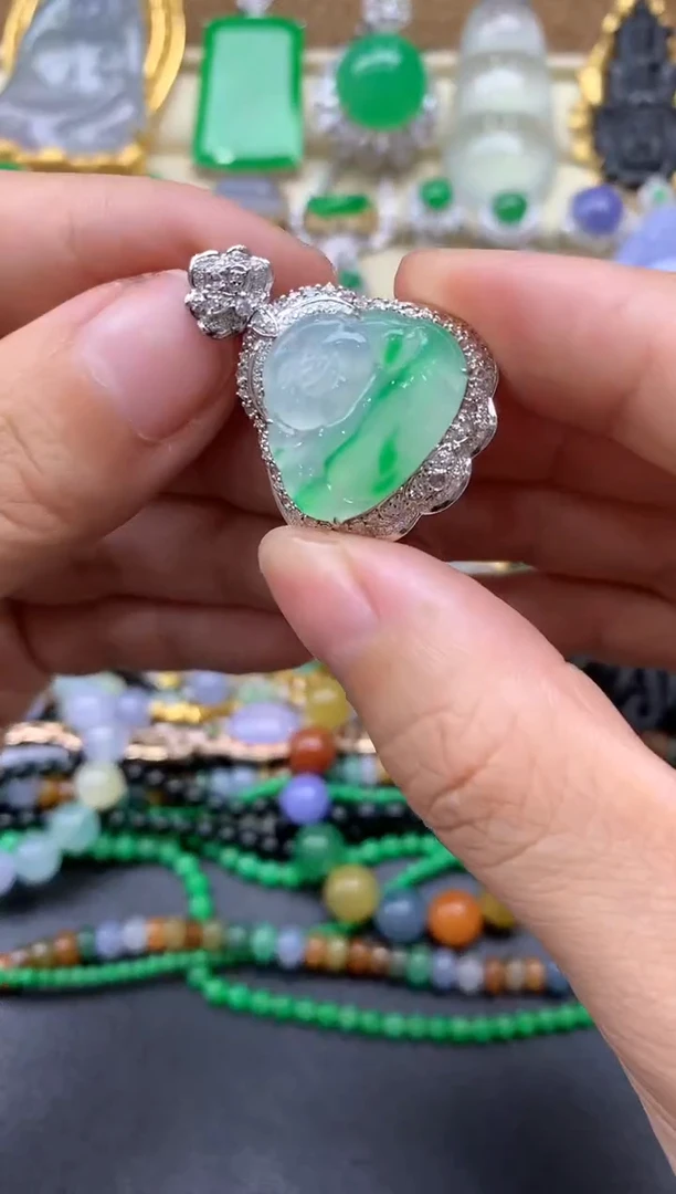 【闪购商品】翡翠颈饰18K金镶嵌600-中国好珍宝