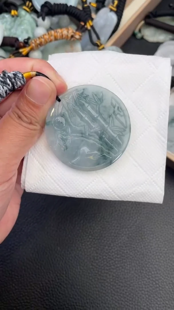 颈饰未镶嵌翡翠天然缅甸翡翠A货331