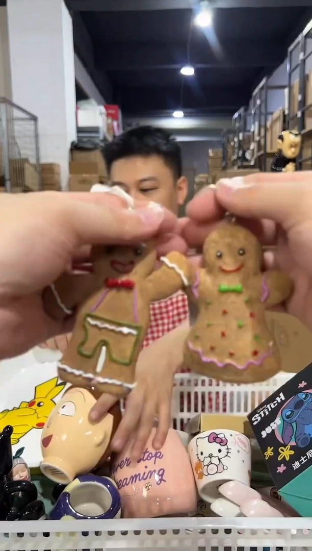 瓷片树脂新款姜饼人小吊件2件套